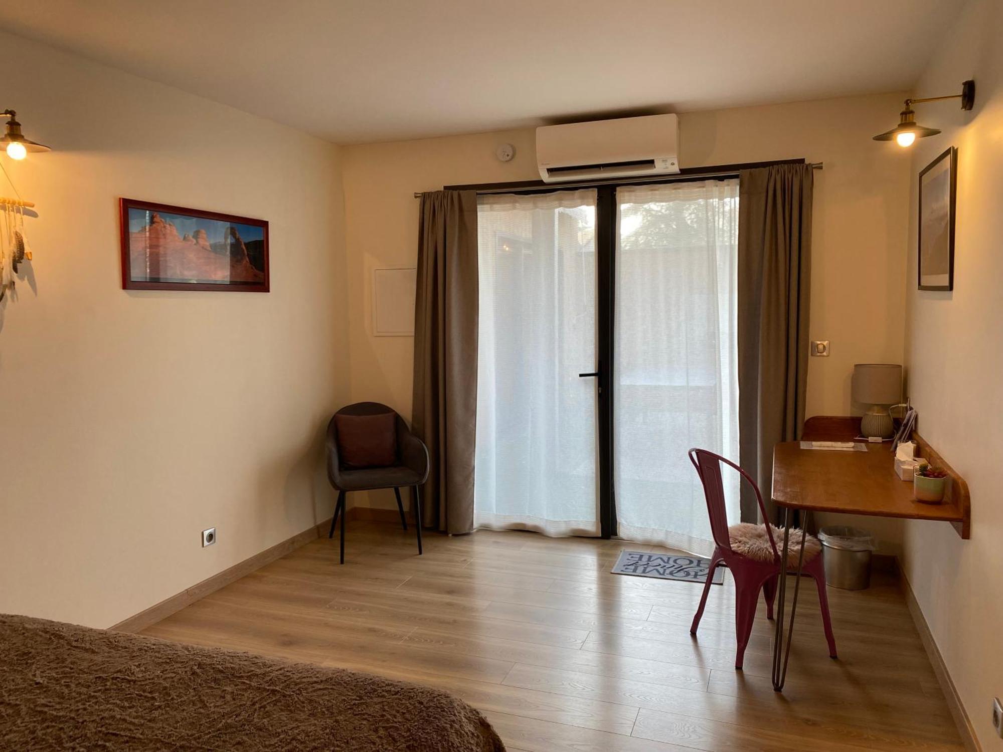 Au Petit Pressoir Bed & Breakfast Givry  Luaran gambar